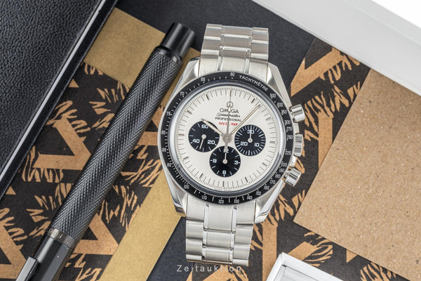 OMEGA Speedmaster Moonwatch