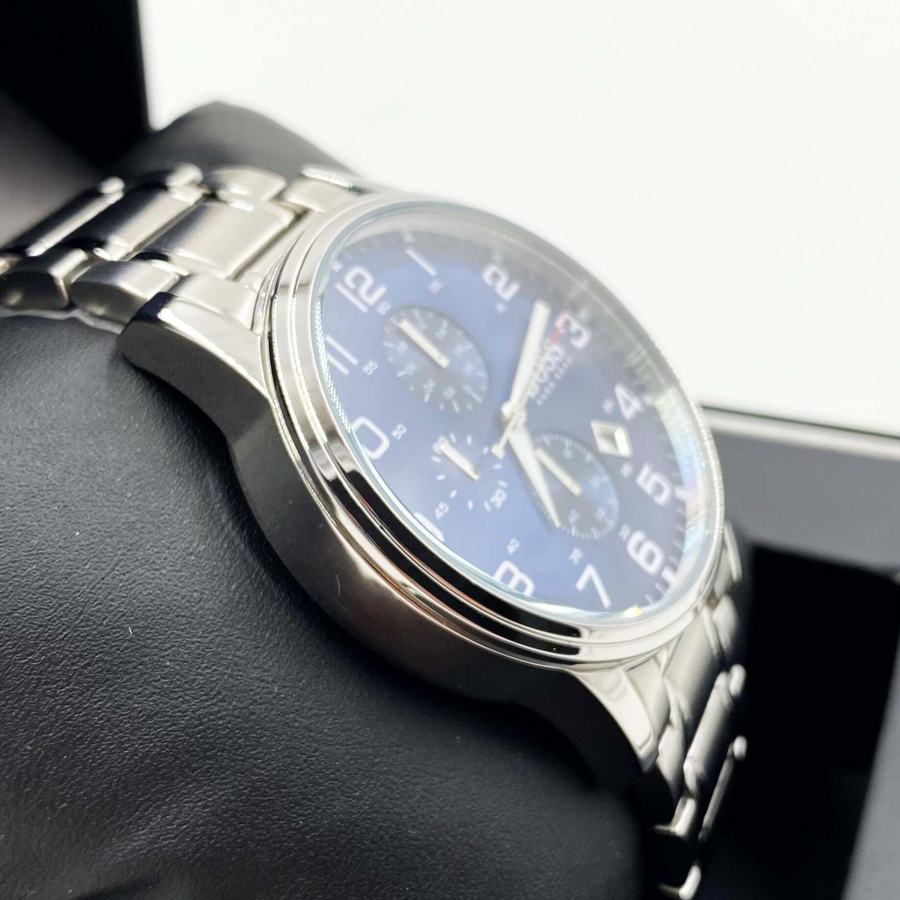 Montre HUGO BOSS Aeroliner 1513183 Ocean Blue