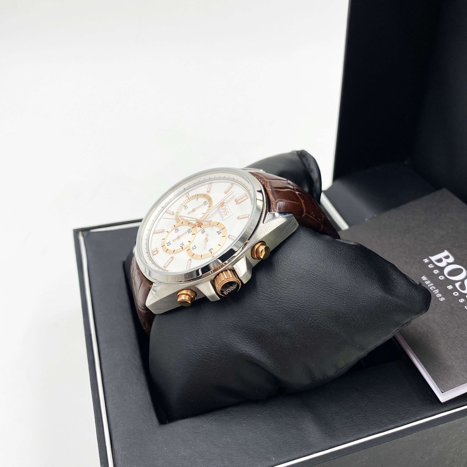 Montre HUGO BOSS  cuir marron