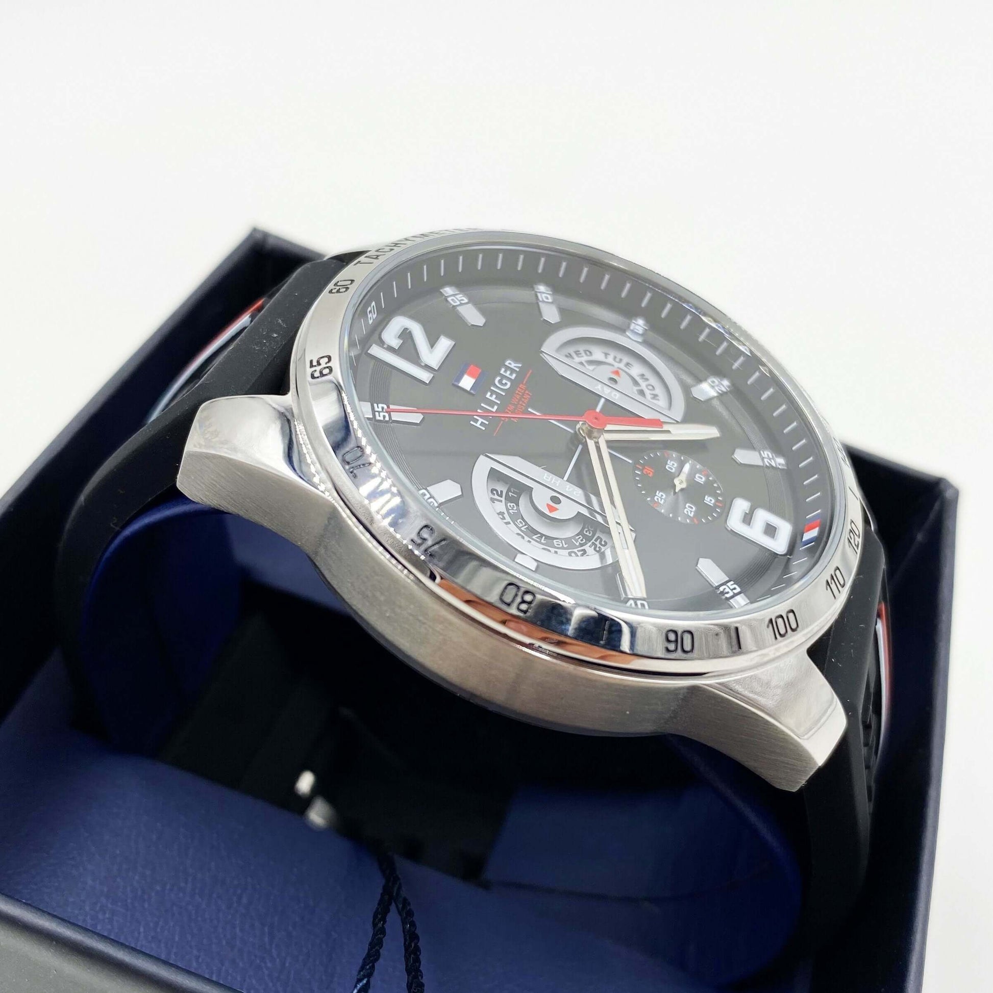 Montre TOMMY HILFIGER TH-320-1 Black